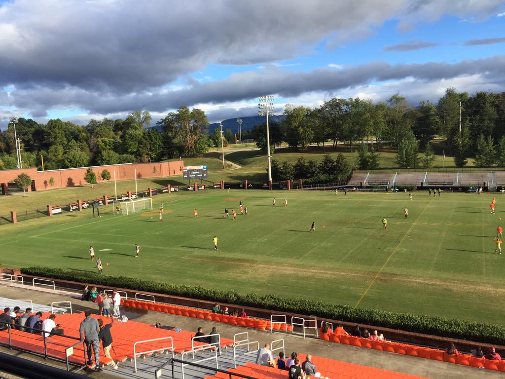 AUTrojansMSOC's tweet photo. 15 minutes away from kickoff
Come on AU!! http://t.co/2BtDA3ace0