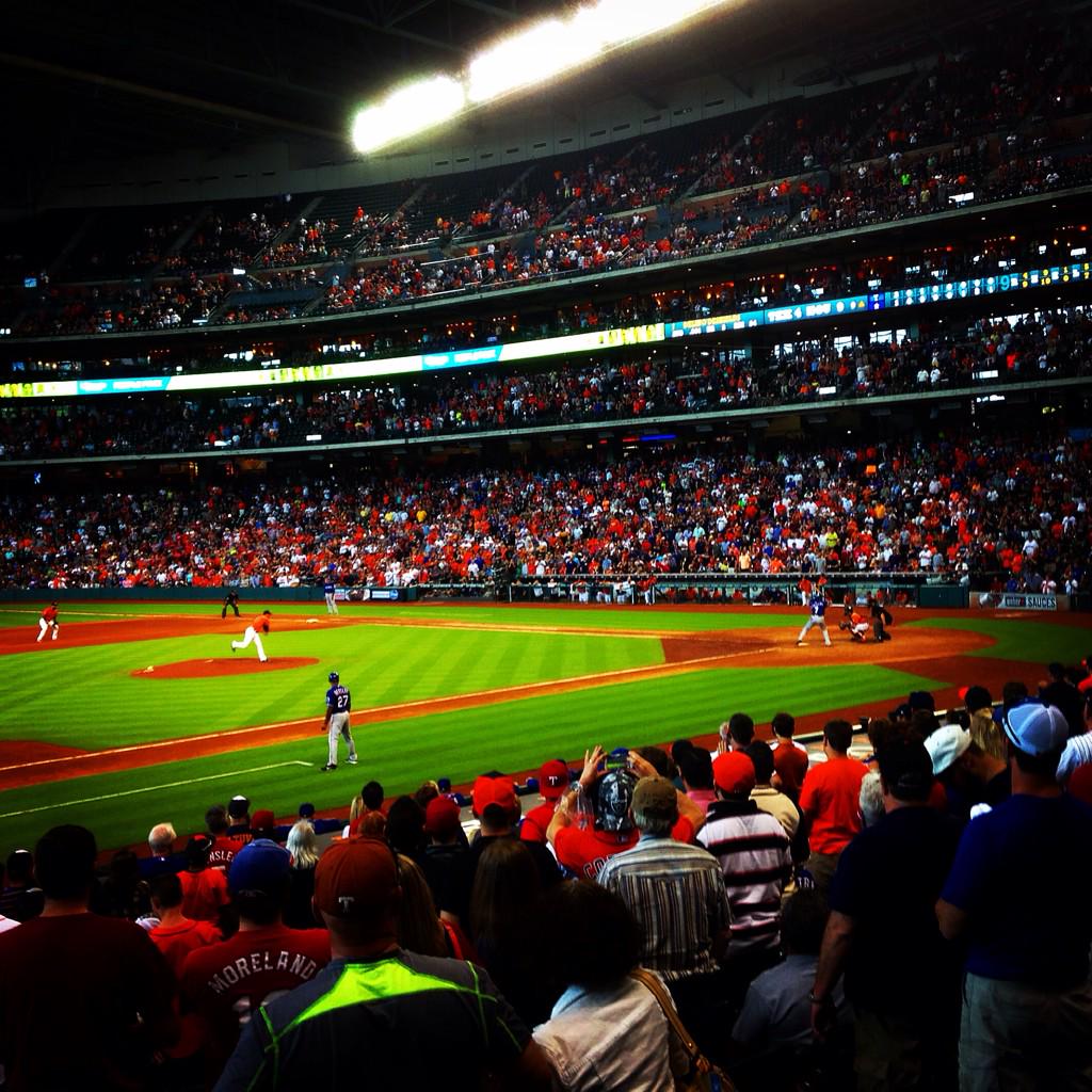 StottsDstotts's tweet photo. Great game at Minute Maid park today.
@astros http://t.co/pWOQipJFHz
