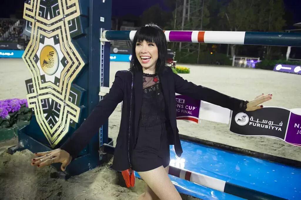 CRJ_ST_BCN's tweet photo. Carly hoy en el recinto del concierto. http://t.co/nngoU7jpND