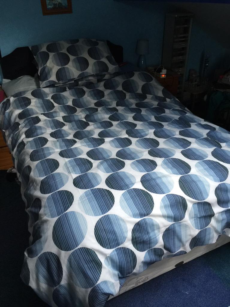 SarahCook89's tweet photo. Fresh bedding 😃 #willsleeplikeababy #sweetdreams #Perfect #comfy http://t.co/3m30wQmrxe