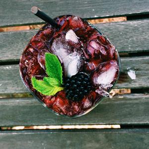 Berrrrries!!! They're still juicy from this long summer's sun. Try 'em in this whiskey smash - buff.ly/1j6V0aG
