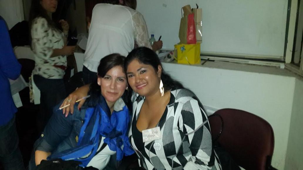 EvanDaniela's tweet photo. Mori....siiiii lo logre!!! Conocí a @LILYPEROZO http://t.co/cB1dMFBamV