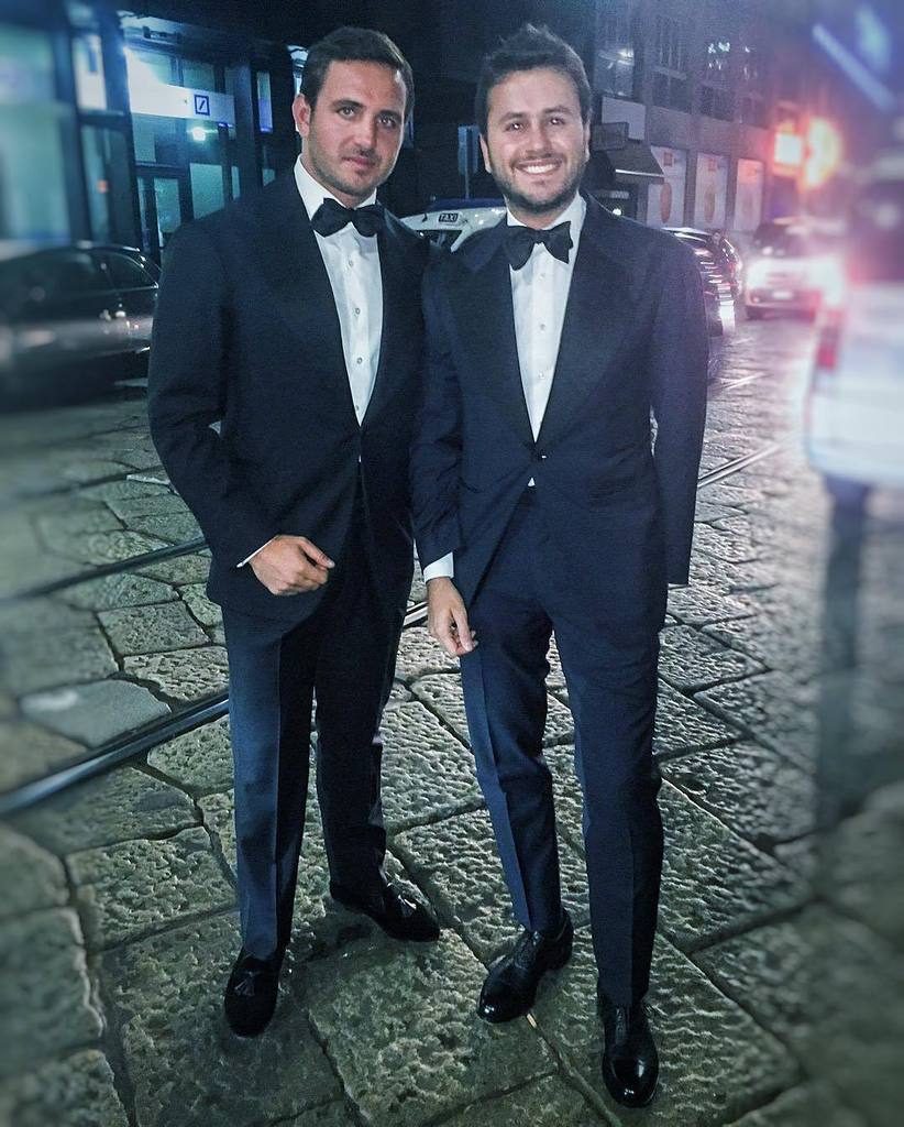 ruplano's tweet photo. Big lapels don't care

#thebespokedudes w/ Mr @giodantonio at #amfar2015 event #bespoke #menswear http://t.co/UCzZDdyqZK