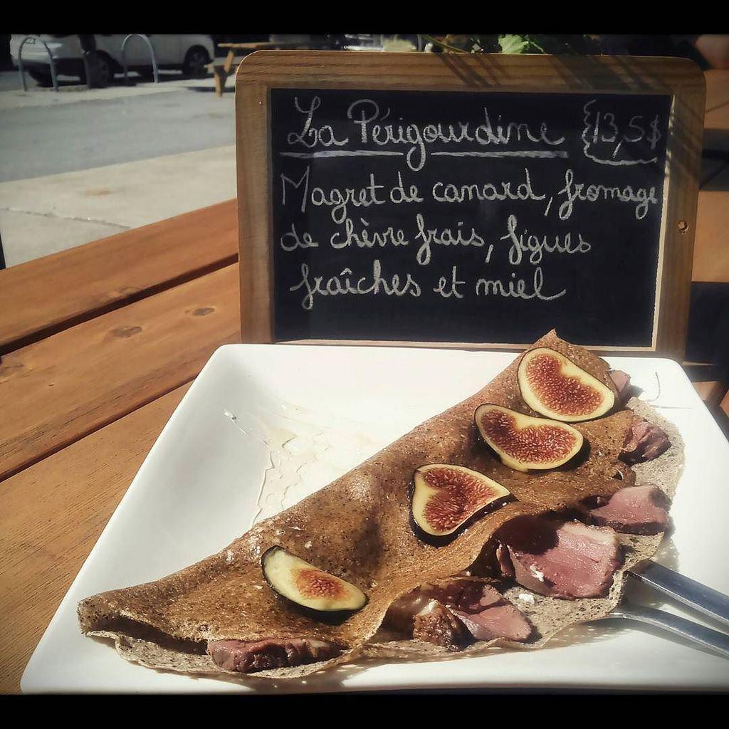 zegreengeekette's tweet photo. Brunch d'anniversaire à @crepanita, toujours une valeur sûre ! | Birthday brunch with deli… http://t.co/AYSUNTzVlP http://t.co/T5UdiZMul2