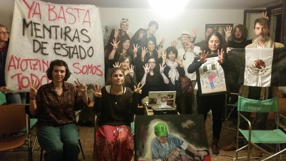 En Venecia  #AyotzinapaUnAño