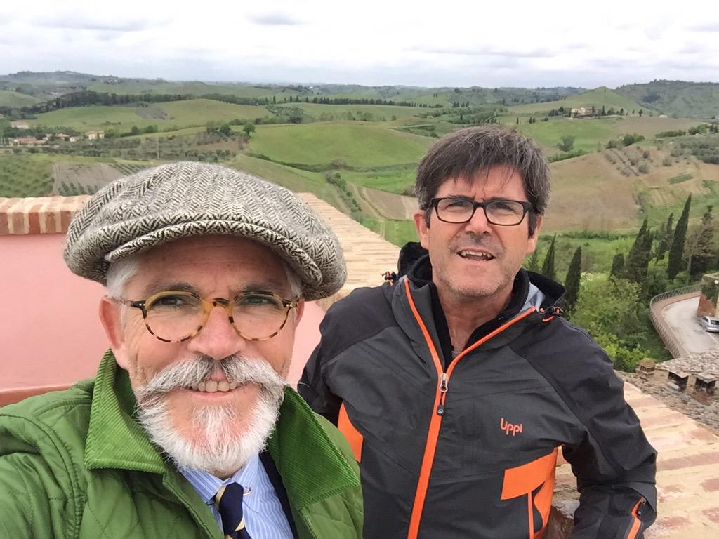 Cumparini's tweet photo. Hoy está buenísimo #CityTourOnTour a las 23:30 (ojalá). San Geminiano, Volterra, Certaldo y Siena; La Toscana. http://t.co/uVoGXoGW88