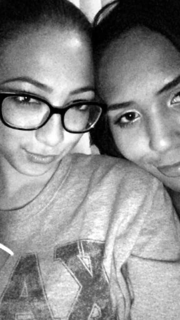 jennaisbasic's tweet photo. Bomb ass night😎 #bound3 http://t.co/X5kxyPsKwb