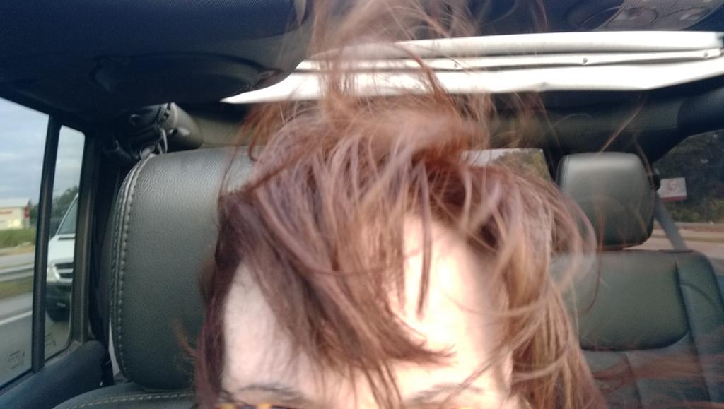 beckyimlay's tweet photo. Note to self..... Wear hat when driving in jeep on highway with top down. #scary hair #lotsofknots http://t.co/eIhxtnNvhy