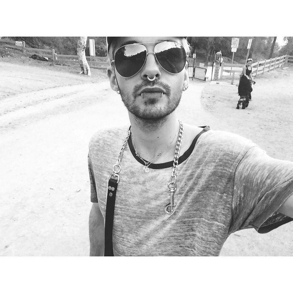 tokiohotel's tweet photo. it's saturdaaaaaaaay !! http://t.co/E98FpYA7SR http://t.co/sOZnlC5Ykq