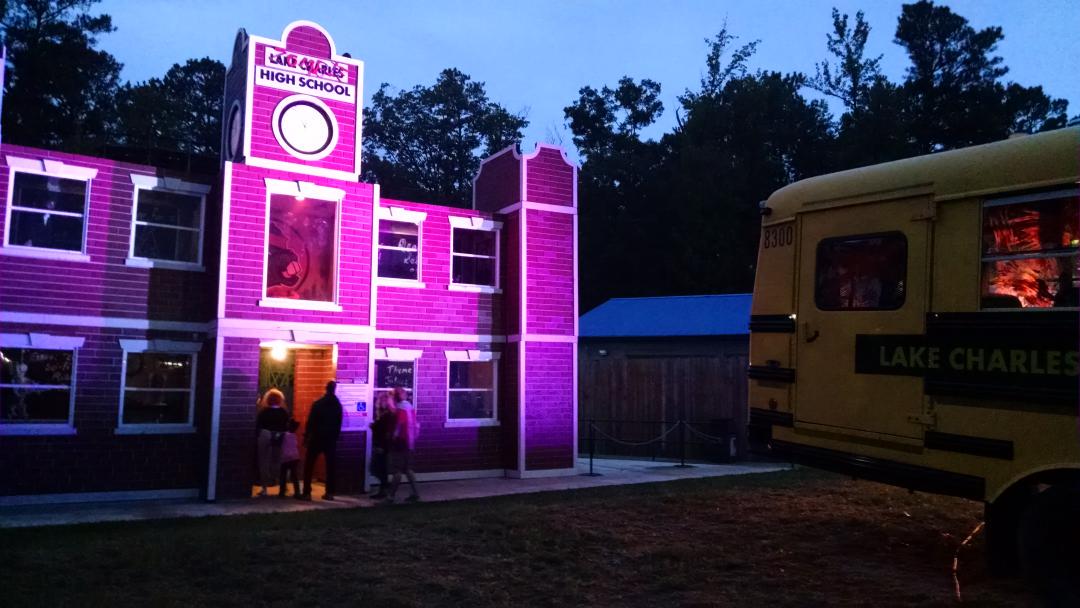 buzzsawtony's tweet photo. Kings Dominion Haunt, Zombie High and Club blood Haunted Houses. Both were excellent, well staffed and scary http://t.co/mUyQuHM0r9