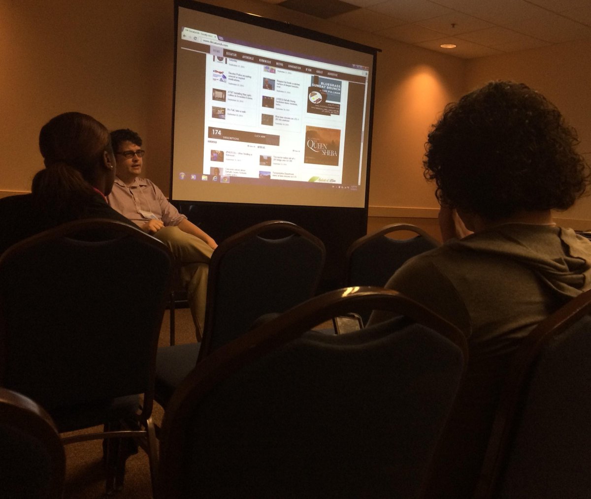 MMCGSU's tweet image. Thanks to @DWhisenhunt for speaking to #GSU students on #Decaturish &amp;amp; web publishing! @GeorgiaStateU #MMC15 #Atlanta