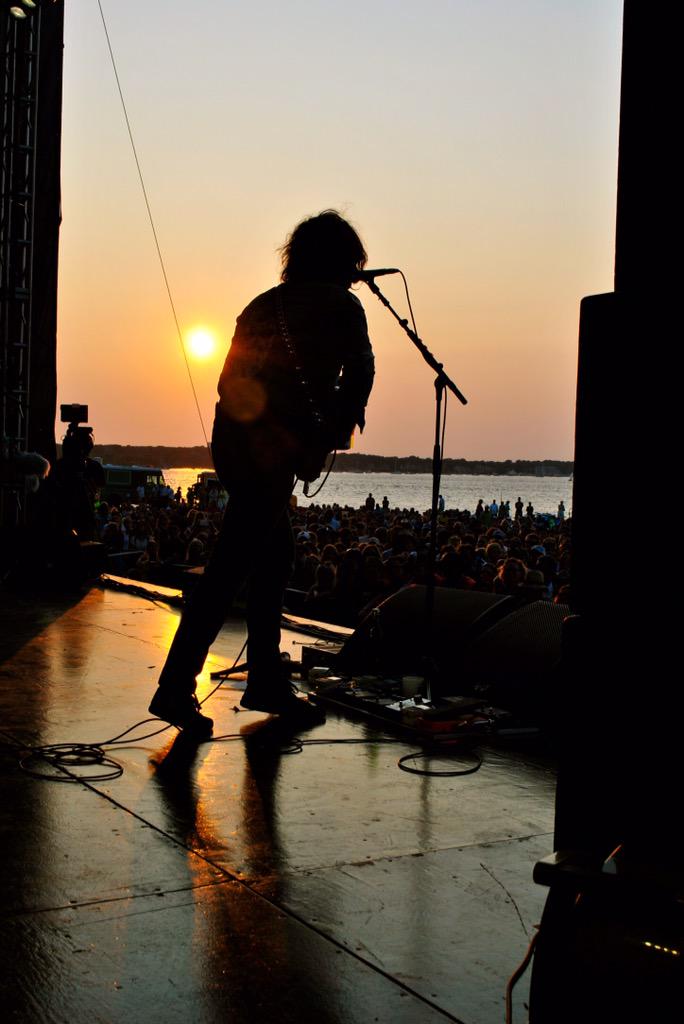 TheRyanAdams's tweet photo. I love playing music. 
I love listening to music.
I love music.

I love it.
It's what I love. 
I just love it. http://t.co/oCDLilaIJM