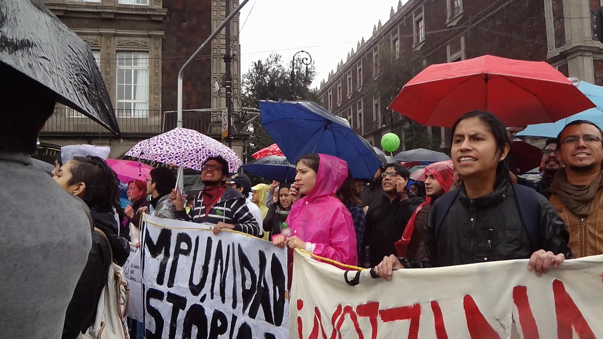 Con o sin lluvia: <a href="/ELCOLMEX/">El Colegio de México</a> en pie de lucha: