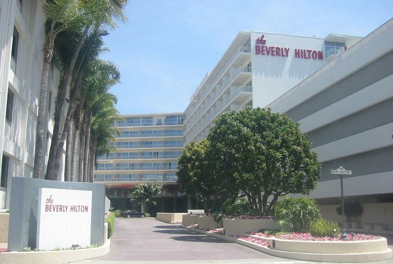 VentureBeat's tweet photo. Hilton says its checking claims of hacking at hotels http://t.co/tH8RY4Fx87 http://t.co/Lb6pb4gUME