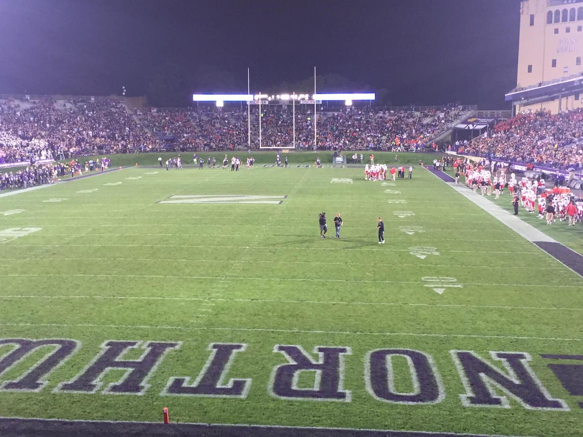 NapoleonHarris8's tweet photo. Nothing like Saturday night Lights @ Ryan Field # Go Cats http://t.co/UfK1nuhGxi