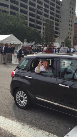 jiMeissler's tweet photo. My dad may have the best/closest pope pic #PopeInPhilly http://t.co/QEVAuIFr6k