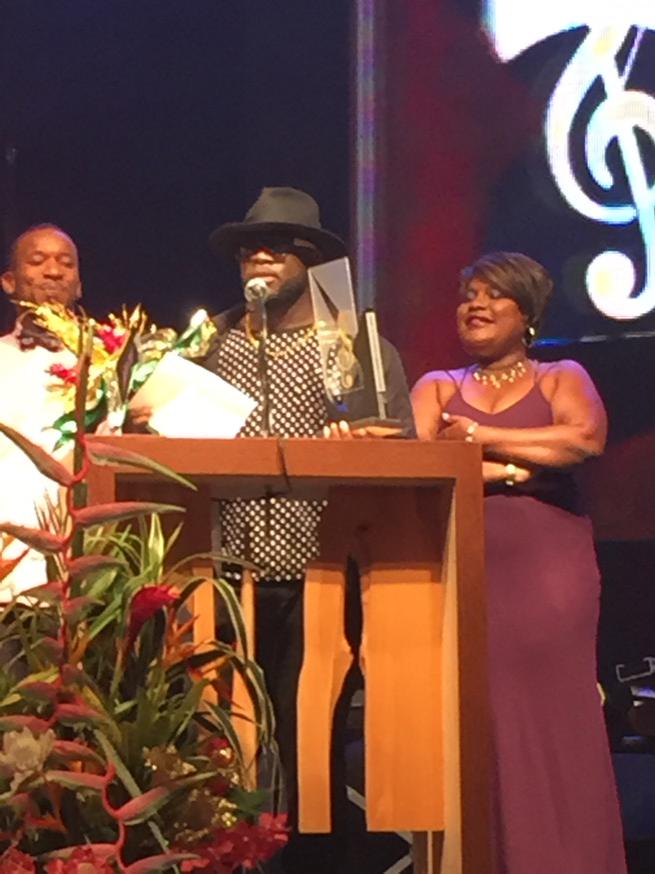 guyla1ere's tweet image. Sugar Kawar et son LINDOR