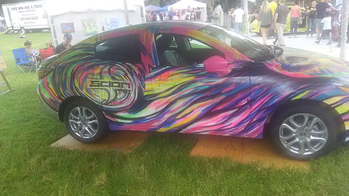 MechanicJ407's tweet photo. #artlando @chipfoose @Kindigitdesigns @Velocity Orlando, FL has some talent http://t.co/kTp0G1KSkU