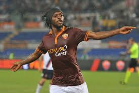 Fut_Marfinense's tweet photo. Gervinho com a camisa da Roma:
75 jogos
20 gols
18 assistências http://t.co/IVK92kJGK4