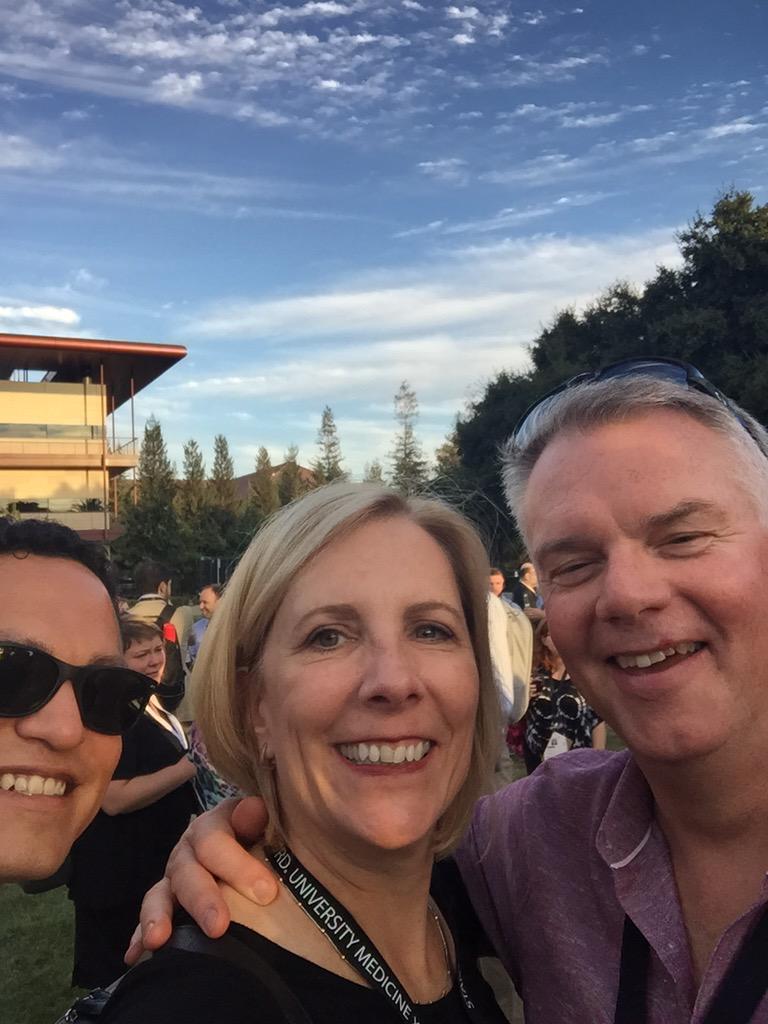 JSLSaba's tweet image. The best part of #medx - new friends- new futures. Nbbj loves @SCFNuka !