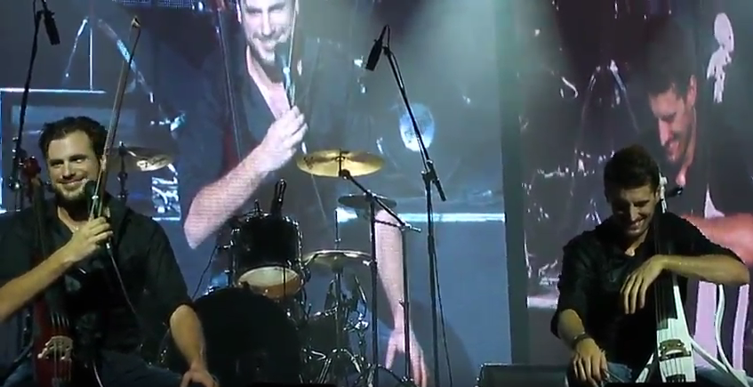 Lukaholics's tweet photo. Smiles that light up the entire theatre!
Argentina misses you already boys~
Come back soon!
Thanks 4 pics @AstridBA ! http://t.co/99zJdkdc4J