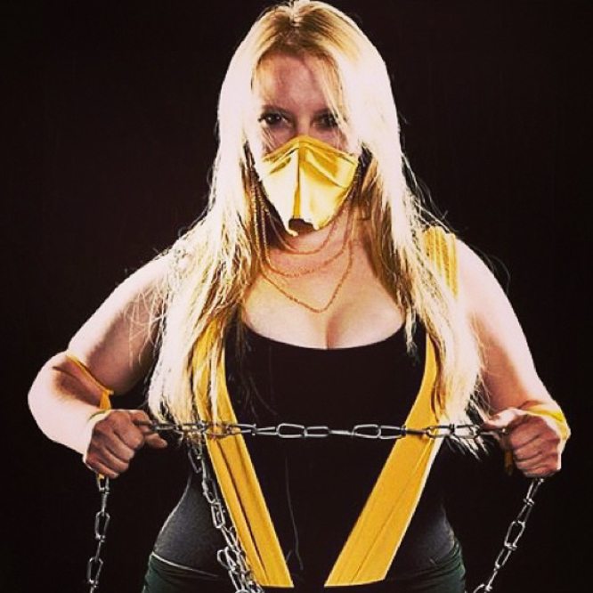 Who's #subzero without a #scorpion #mortalkombat #cosplay #dallascomiccon