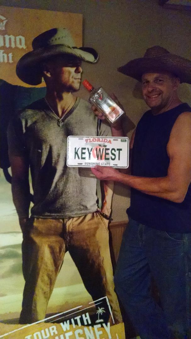 Kenny chesney in monclova Ohio #kennychesney