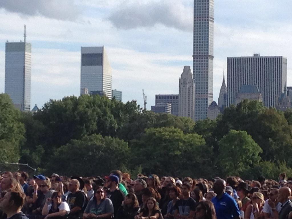 natecoleDC's tweet photo. @UrbanAlliance Intern / @WorldBank Youth Ambassador takes stage @GlobalFestival 2015! http://t.co/1Rm5SJsqvG