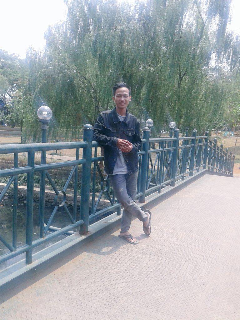 Socul52's tweet photo. #latepost riverBintaro MentengPark http://t.co/tqQOUoY42r