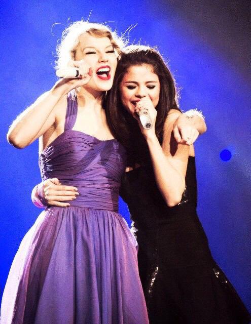 Tay1989katy3jsb's tweet photo. 海外専用垢です！フォロワーさん増やしたいのでタグします💓
#Swifties 
#KatyCats 
#洋楽好きな人
#DCS好きな人
#海外好きな人
#RTした人全員フォロー ！ http://t.co/sND8o84bN2