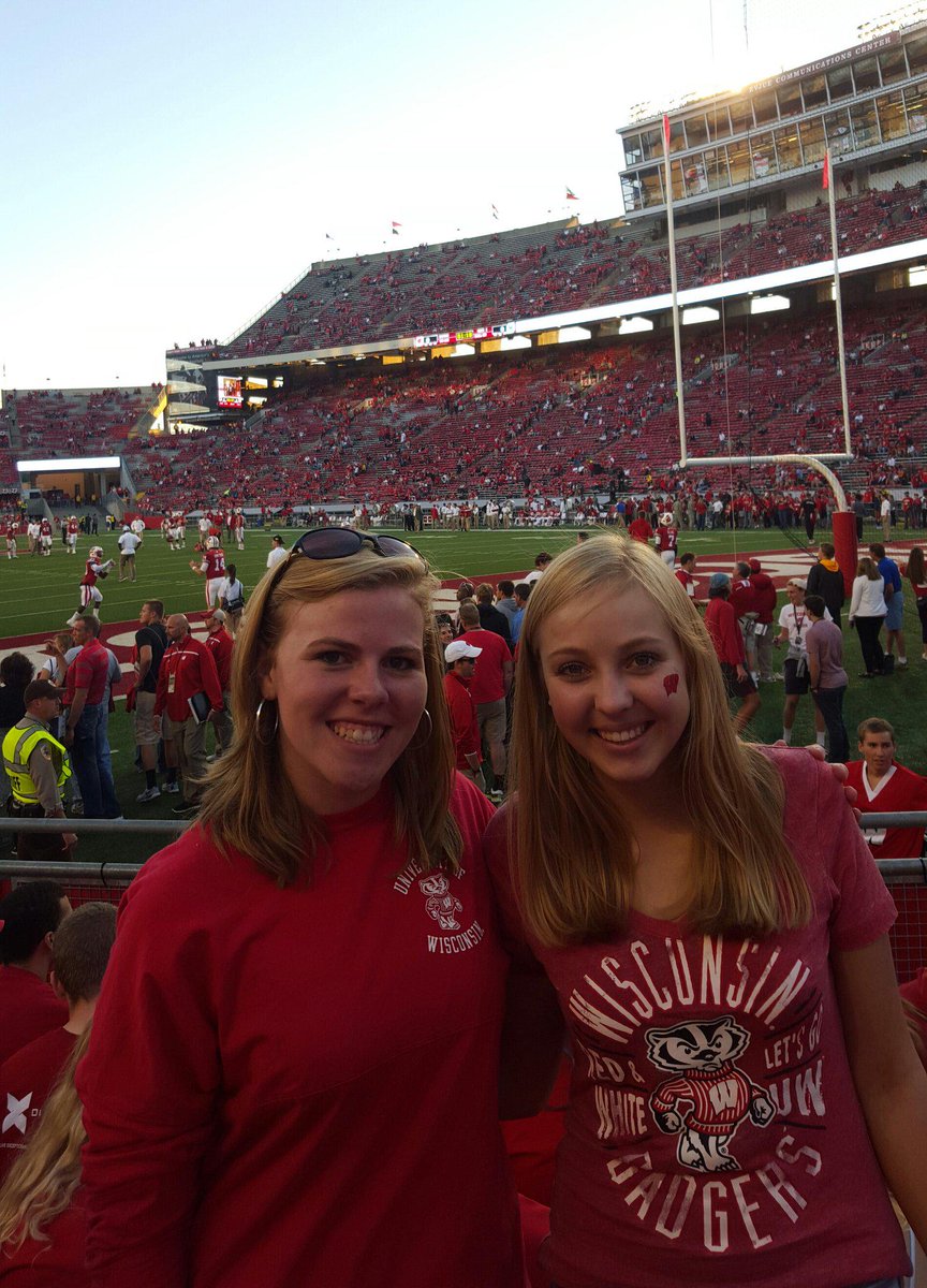 KatieMatysik's tweet photo. Go BADGERS!!!!! #firstbadgergame #BADGERS http://t.co/LdHKC5Kz3b