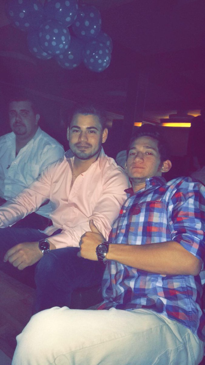 Angel Fretes (@angelfretes) on Twitter photo Feliz cumple mi amigoooo!!! 🚗🍻😝 (@ Brother's Lounge Bar 2.0 w/ <a href="/vicente_velaz/">Vicente Velazquez</a> @_matiaska) swarmapp.com/c/hnOzZsaDDnO Feliz cumple mi amigoooo!!! 🚗🍻😝 (@ Brother's Lounge Bar 2.0 w/ <a href="/vicente_velaz/">Vicente Velazquez</a> @_matiaska) swarmapp.com/c/hnOzZsaDDnO
