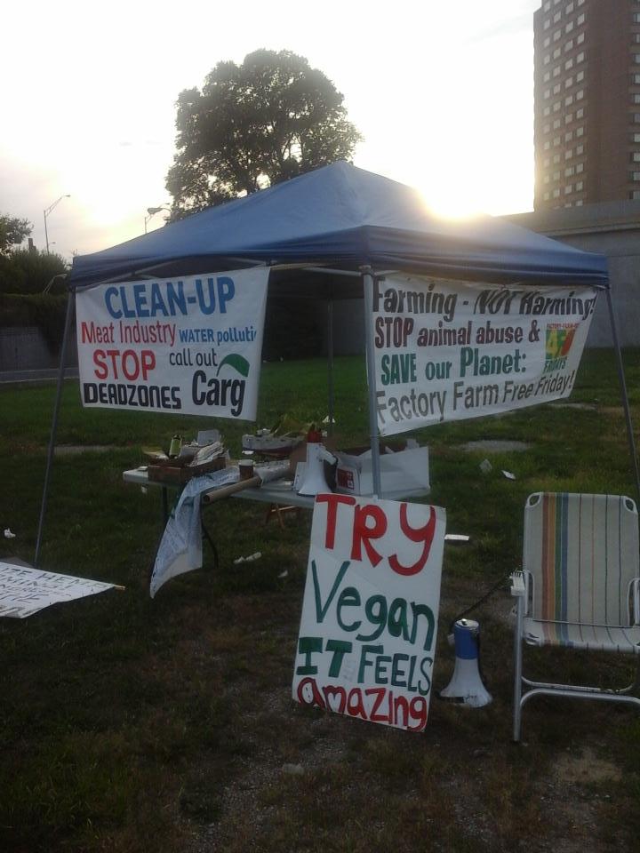 AgProgressUSA's tweet photo. @DmitryLysenko3 #cleanupcargill #cargillmeatproblems sure wld luv calming the pain @ their dismembering plants!! #ag http://t.co/pIw4MLSDVU