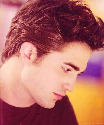 benimich's tweet photo. ¿Cómo carajos no enamorarte de Edward Cullen? ❤ Crepúsculo forever http://t.co/OgFVJFHaXU