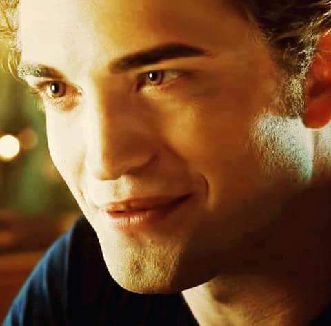 benimich's tweet photo. ¿Cómo carajos no enamorarte de Edward Cullen? ❤ Crepúsculo forever http://t.co/OgFVJFHaXU