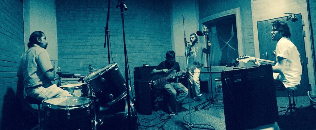 motherrootband's tweet photo. Laying it down. #studiolife #punkrock #garagerock #demo #tracking #studio #ProTools http://t.co/kcYZe5n2mD