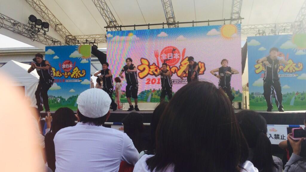 iam__tky's tweet photo. みんながんばってるなー

頑張らないとなー

あいたいねーみんなー

#j_i #expg #名古屋 http://t.co/xzCenoECO3