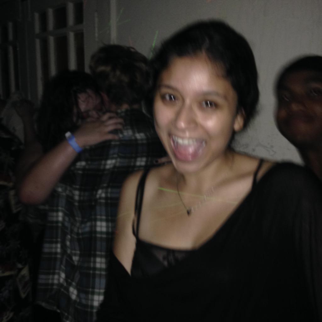 pratatat_xo's tweet photo. @SU_Makeouts when marathon is open..... http://t.co/jmQyKgmaS7