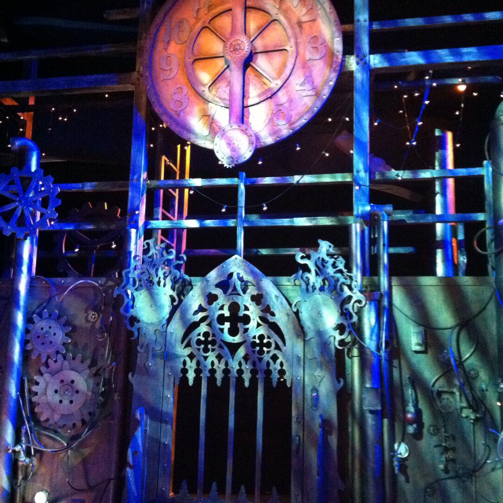 bardonthebeach's tweet photo. That's a wrap on #Bard2015! Thank you to all and congrats to our entire 2015 Company. http://t.co/B71QJOV7UZ