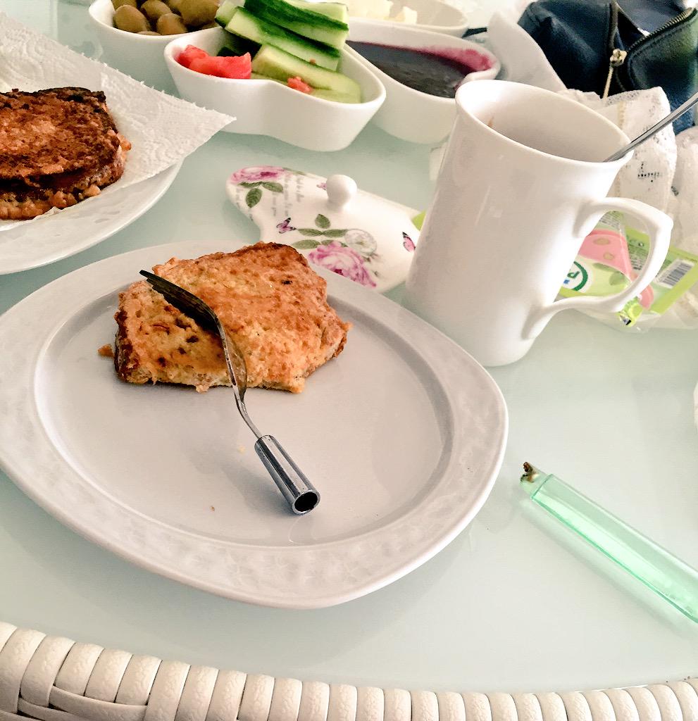 nisagcoglu's tweet photo. Hayattaki şans seviyem 😂 http://t.co/LBe5RxCr3H