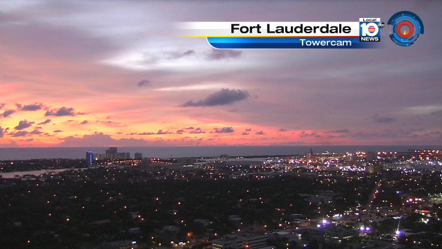 SUNDAY SUNRISE - Good morning South Florida! Can't get enough of this beautiful sunrise! http://t.co/zwOY0EDNeO