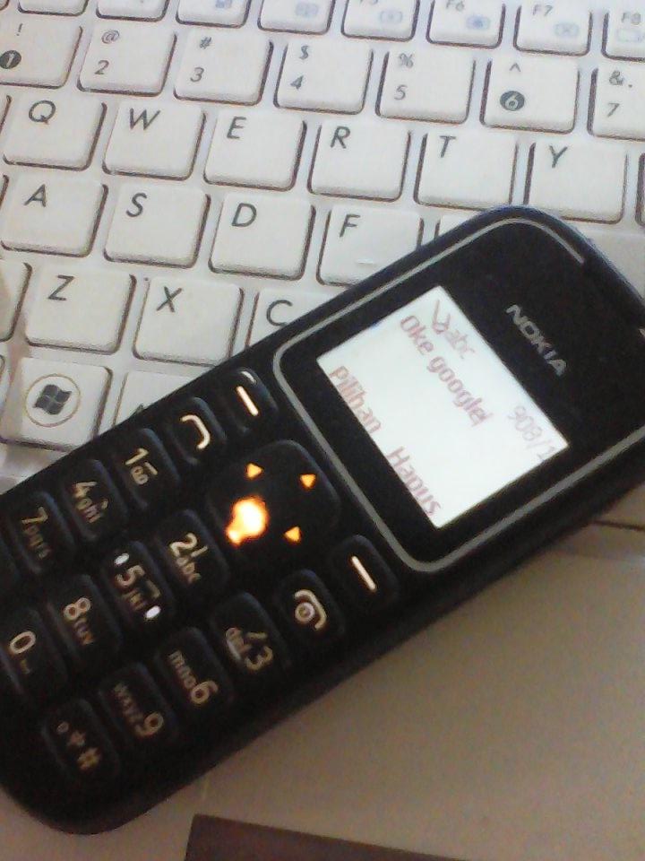 DwiSaptoo's tweet photo. Said "oke google" to your device.. Anjir dia gk respon http://t.co/NNPRQZMqr1