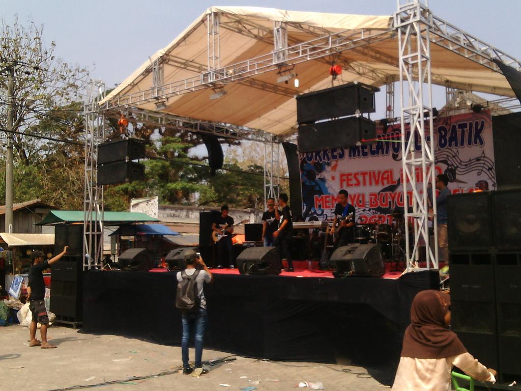 CireboNET's tweet image. Festival band buyut trusmi