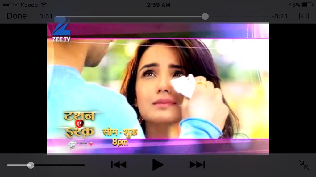 ShailiniShy's tweet photo. @tashaneishq_fc @ZeeTV @zainimam01 She is dreaming about Kunj, when he holds her you can see his ring.Index finger. http://t.co/r76HJukZXV