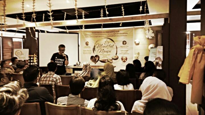 Mulai nyruput nilai kopi nya <a href="/toniwahid/">toniwahid</a> w/ <a href="/idBerhati/">Indonesia Berhati</a> <a href="/LeSeminyak/">Le Seminyak</a> #mindfulngupi