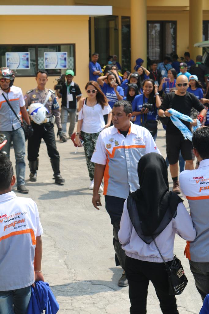 Ind_interisti's tweet photo. penjemputan #salshabillaadr *Fakfak-Papua Barat . #MnGSeruSalshaAtPapua #cewekmaticcommunity #YVCIFK #YKFC http://t.co/aIxCz6s59a