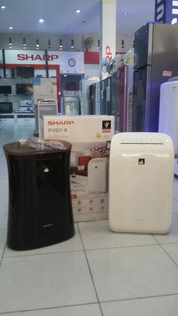 d_purnama93's tweet photo. Asap ??😷
Sedia Pembersih udara AIR PURIFIER http://t.co/lCgIwighqf
