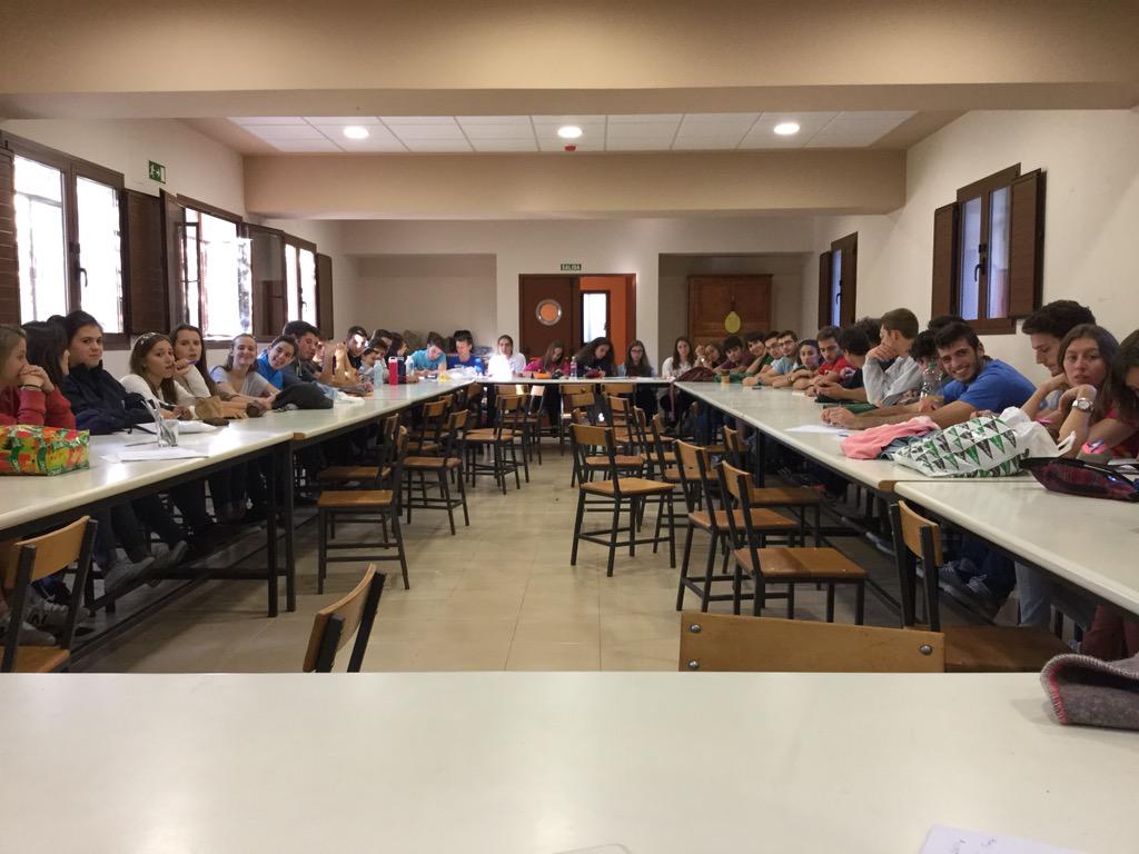 Comisiones anuales en preparación. Entre ellas, la comisión de AYUDA A LOS REFUGIADOS SIRIOS