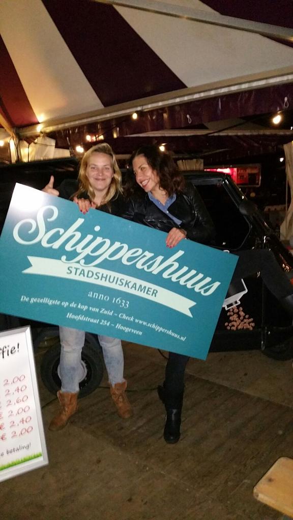 Wij zijn ook vandaag de hele dag aanwezig bij <a href="/SmaakmakersFest/">Smaakmakers Festival</a> met heerlijke koffie! #smaakmakersfestival