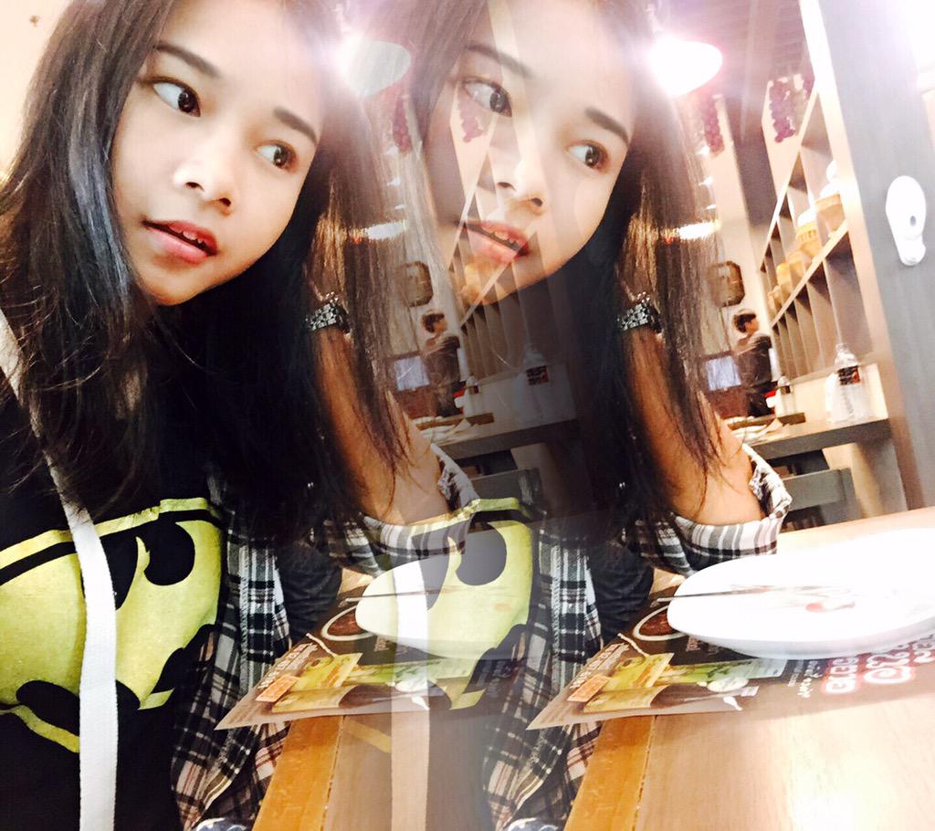 BaiTingsa's tweet photo. ในโลกแห่งความฝันและวันที่เป็นจริงเรื่องราวทุกสิ่งต่างกันมากมาย http://t.co/JHIjtxI5aw